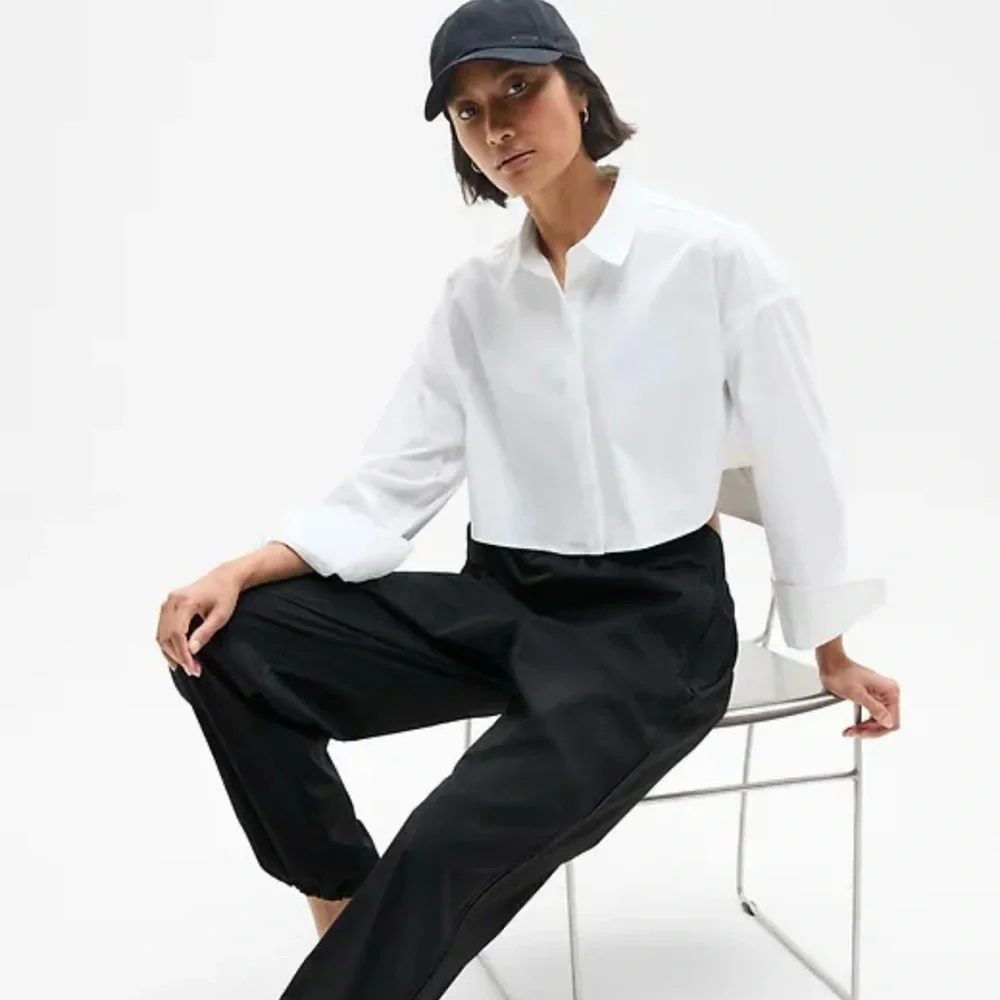 Athleta Midday Ultra Cropped Shirt | White | Size XL